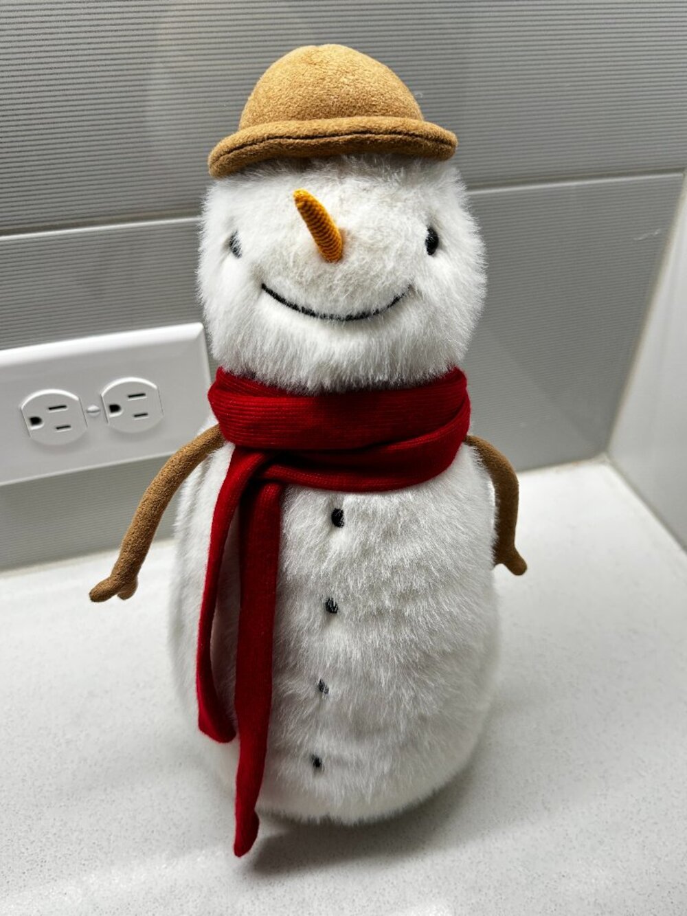 Jellycat Jesse Snowman NWT retired